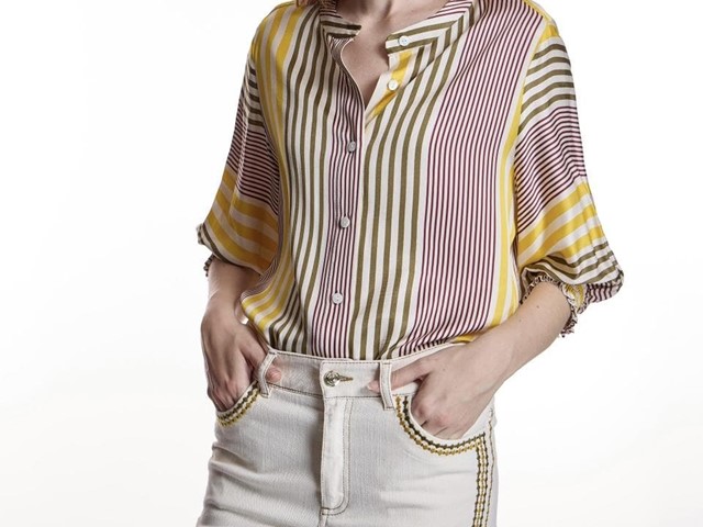Blusa de listas de Alba Conde