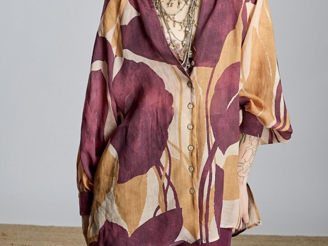 Blusa estampada granate