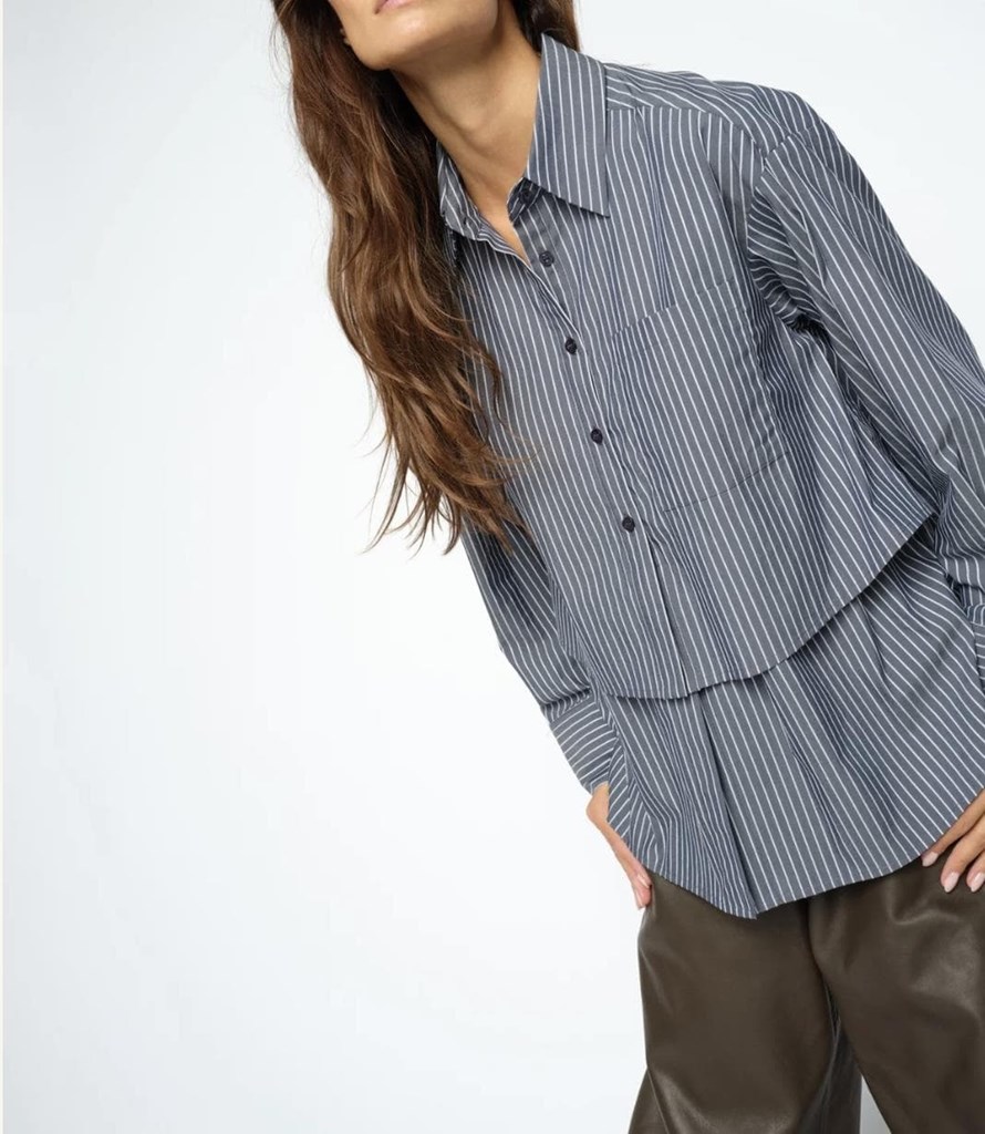 Foto 2 Blusa rayas doble bajo