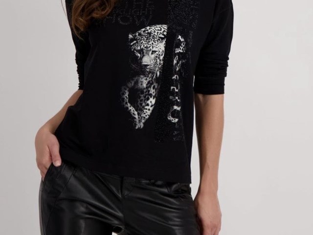 Camiseta leopardo negra