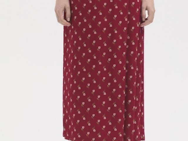 Falda estampada flor pequeña