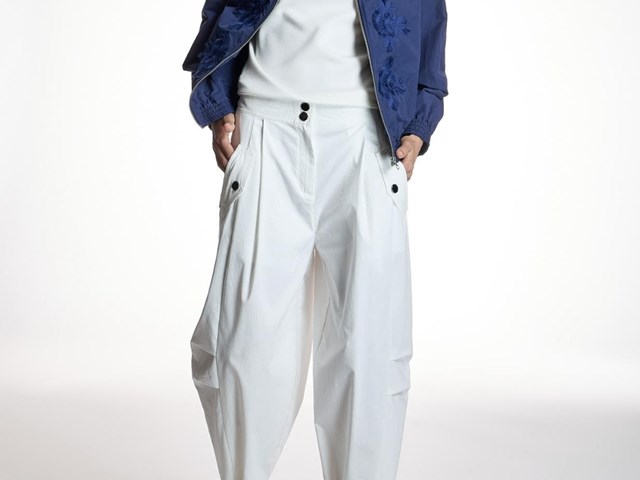 Pantalón cargo blanco