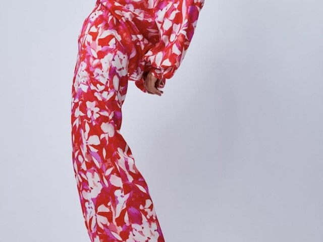 Pantalón estampado de flores