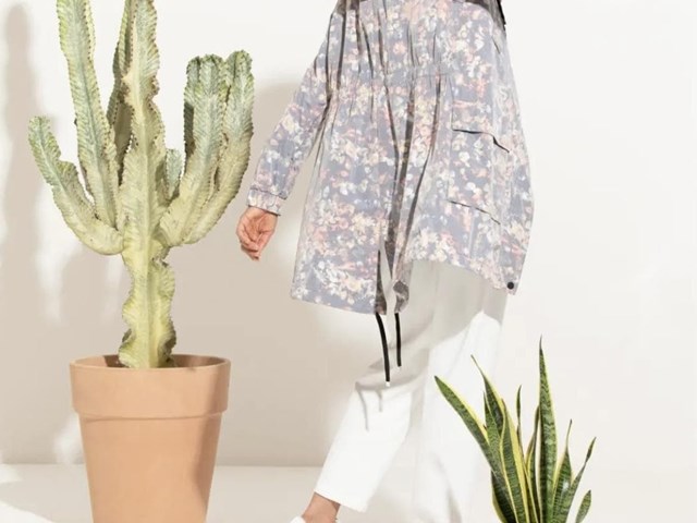 Parka ligera estampada 