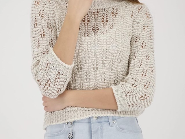 Suéter calado con lurex