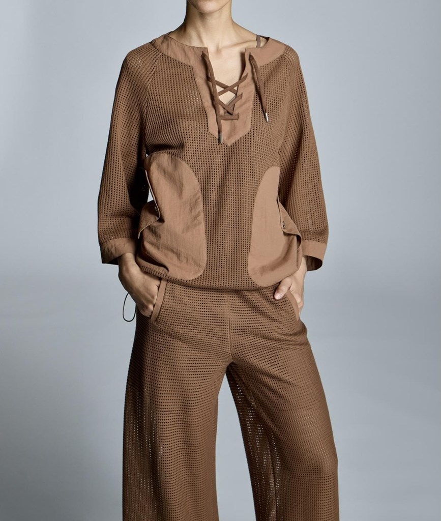 Foto 1 Top calado marrón