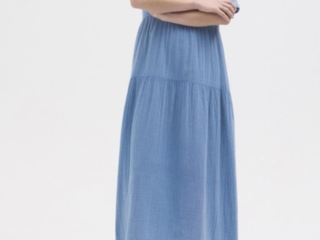 Vestido arrugado azul