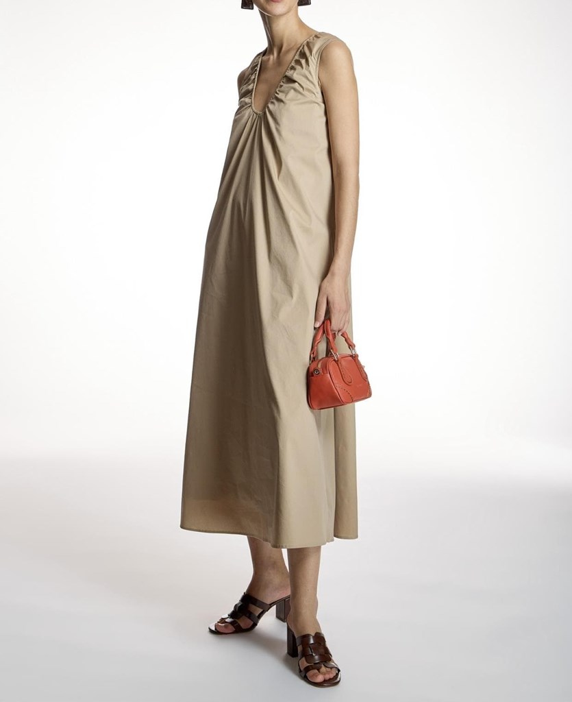 Foto 1 Vestido escote fruncido